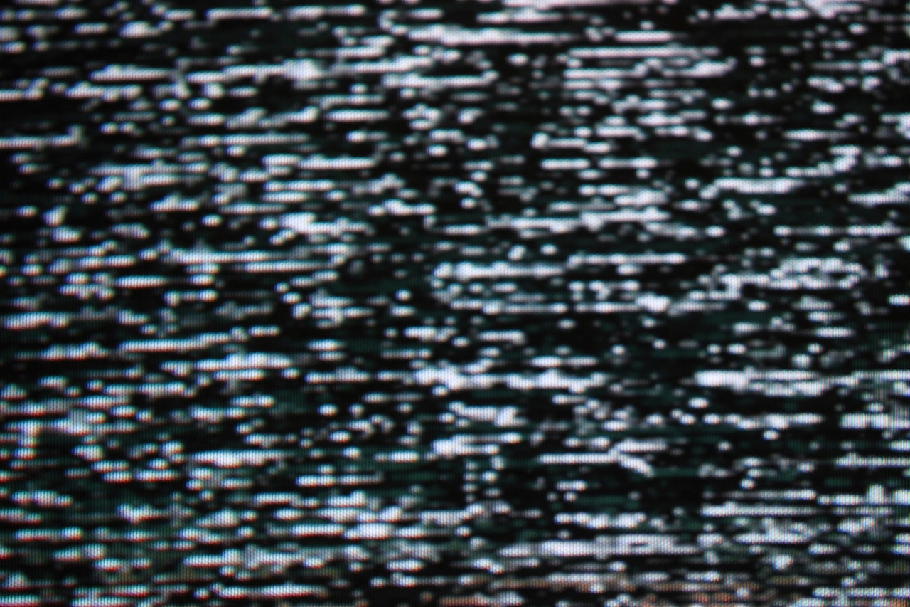 White noise: spectral content