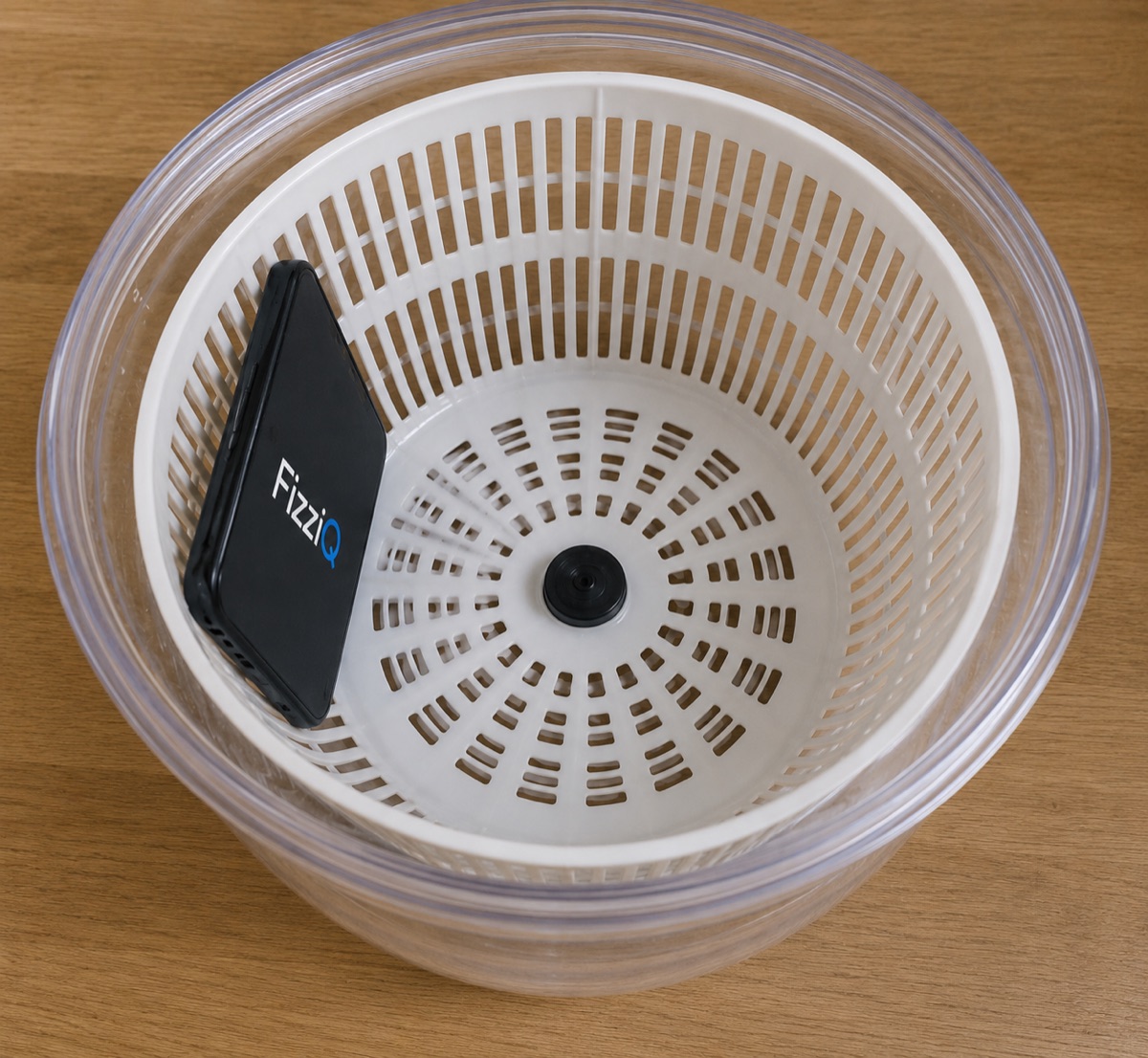 Étude du mouvement circulaire avec le gyroscope d'un smartphone placé dans une essoreuse à salade